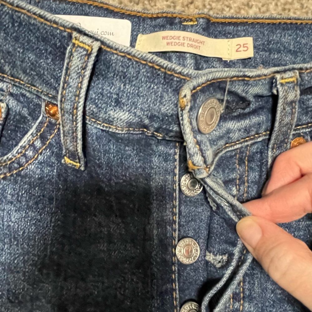Blue Levi’s Wedgie Straight Leg Denim Jeans​ - Picture 5 of 6